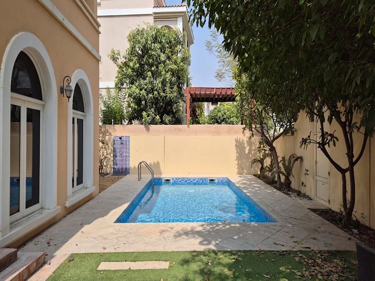 5 BHK Villa for Rent in Aldea (AED 450,000)