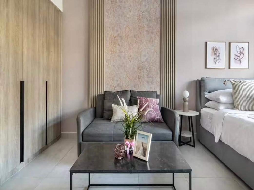 Studio Apartment for Rent in Oxford Boulevard (AED 50,000)