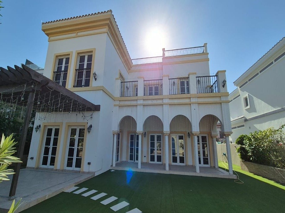 4 BHK Villa for Rent in Ponderosa (AED 320,000)