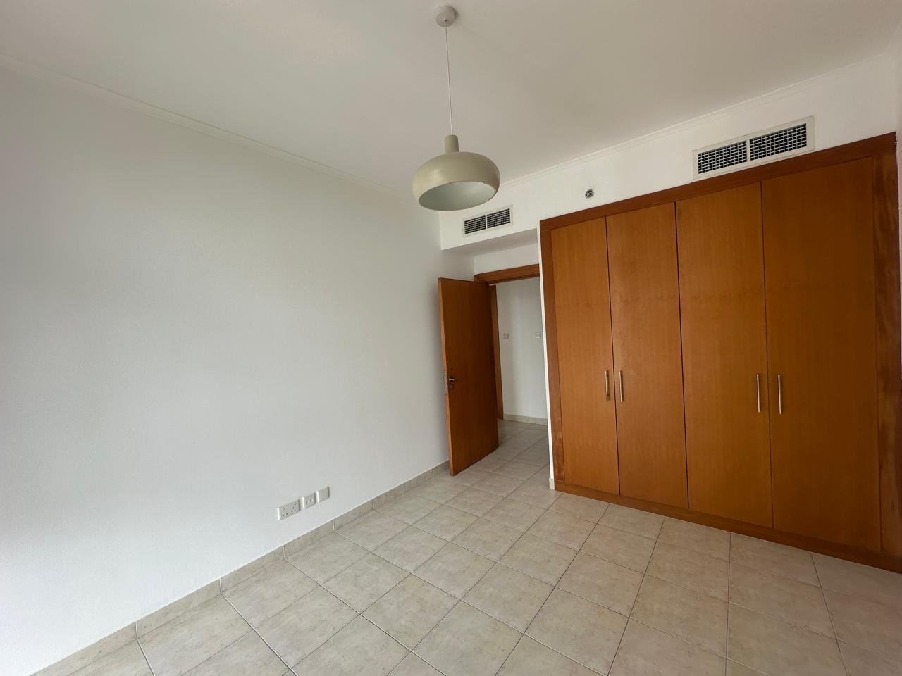 2 BHK Apartment for Rent in Links East Tower (AED 155,000)