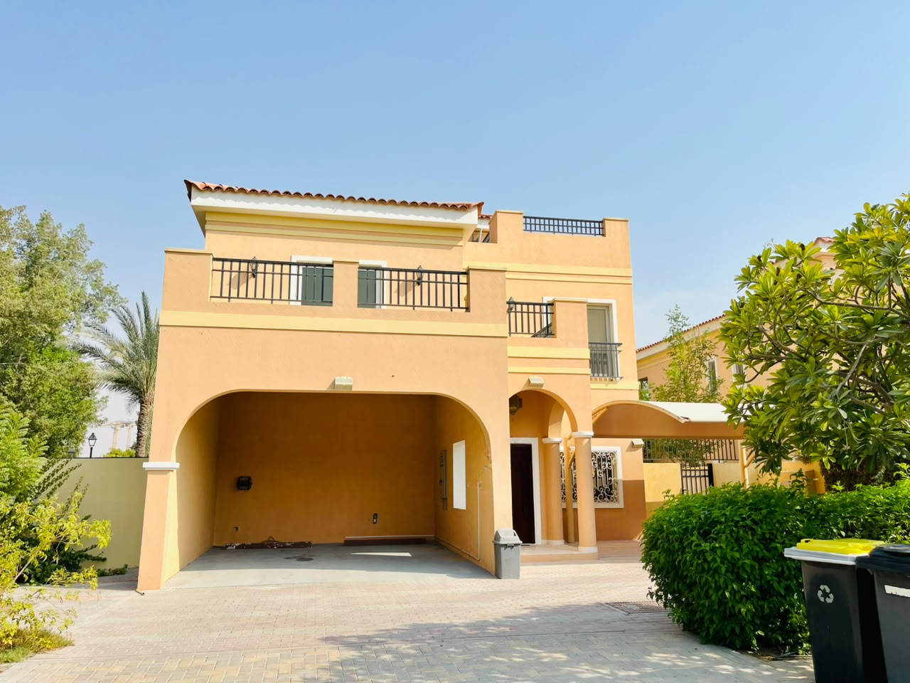 5 BHK Villa for Rent in Hacienda (AED 270,000)